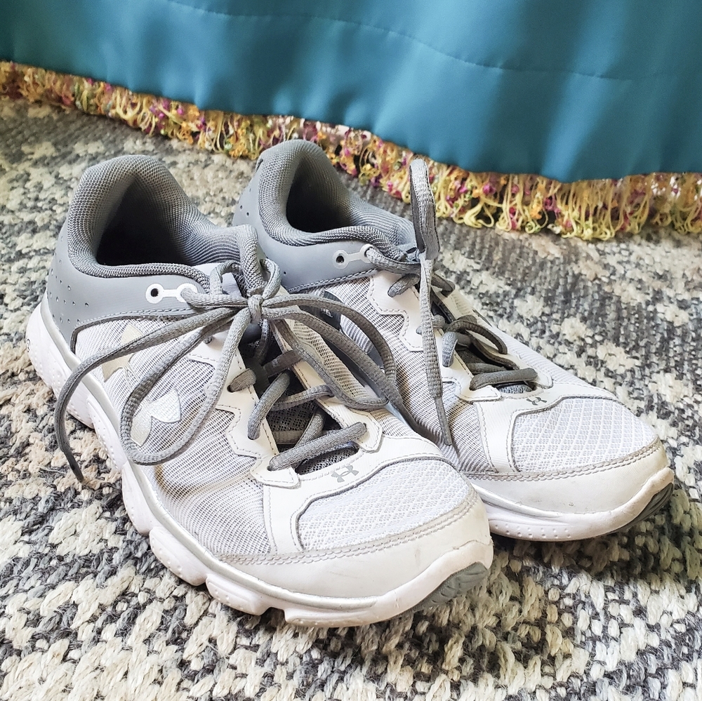 Under Armour Micro G Assert 6 Running Shoes 7.5